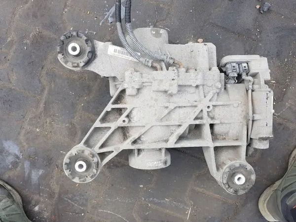 VW Tiguan I 5N 2.0 TDI Heckdiff MBC 0AY907554C image 4