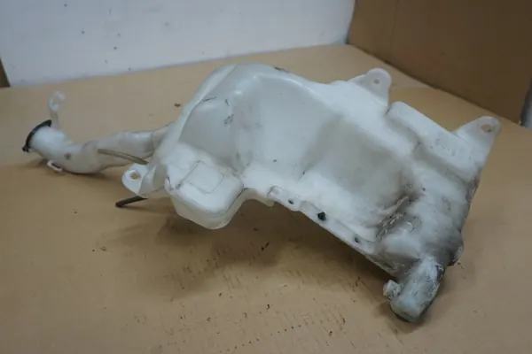Réservoir & Pompe Lave-glace RAV4 II OEM 00-05r image 9