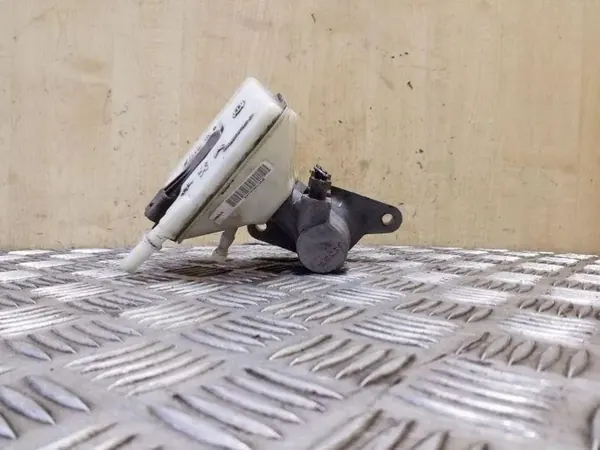 Cylindre de frein OEM 03355815253 pour Peugeot 3008 image 3