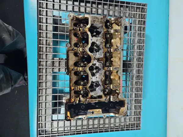 BMW Zylinderkopf OEM 7559172 für N43B16A Motor image 7