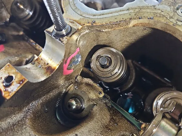 BMW Zylinderkopf OEM 7559172 für N43B16A Motor image 9