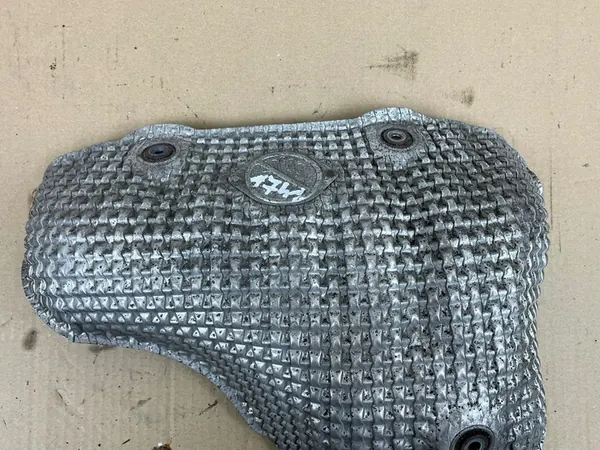 Protetor térmico coletor Suzuki Grand Vitara II image 5