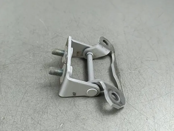 2025 Subaru Forester SK Charnières de hayon FOB54757 image 4