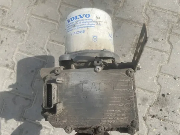 Volvo FM4 Lufttrockner OEM 23166782 - Gebraucht image 3