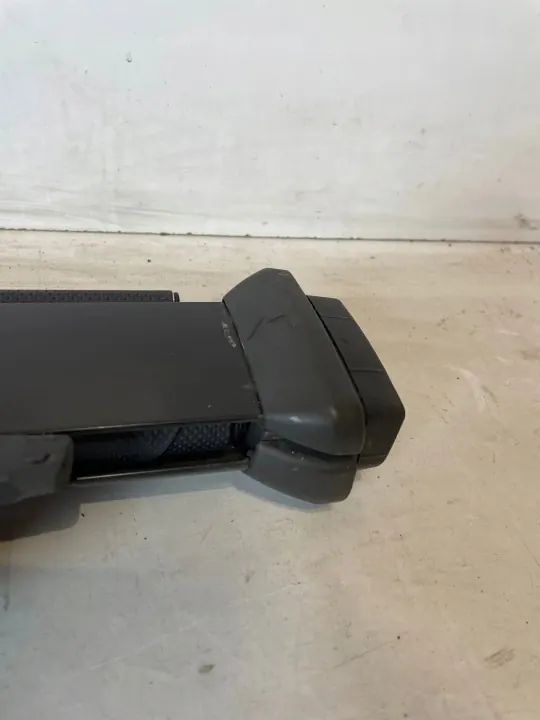Hyundai Santa Fe II bagageutrymmesrullgardin OEM image 5