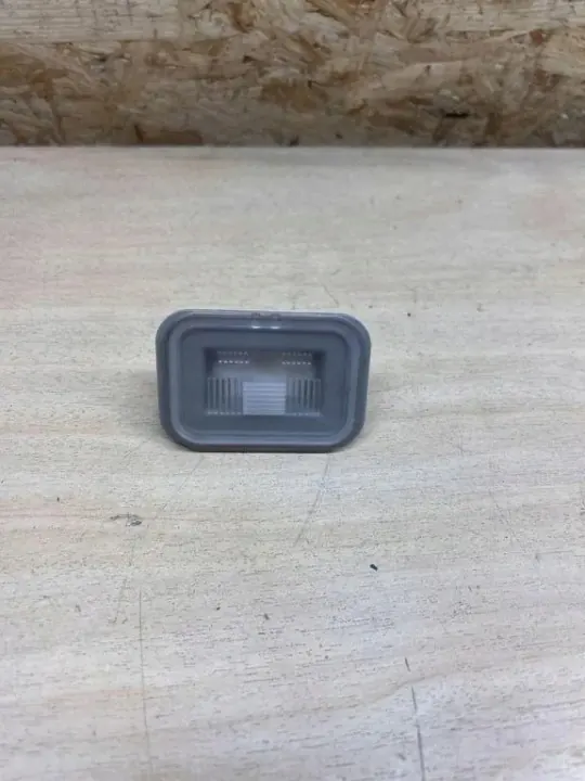 Kennzeichenleuchte OEM 92502-D2000 für Hyundai Ioniq 5 image 3