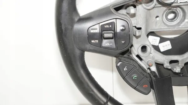 Volant Multifonction Kia Carens OEM 360182943 image 4