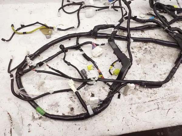 Bedrading Lexus ES 300h 2021 OEM 828173T380 image 8