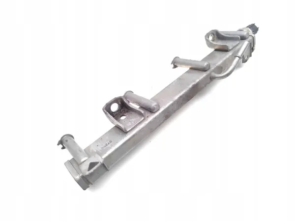 Brandstofrail Toyota RAV4 2.5 Hybrid 2021 OEM 89458-33041 image 10