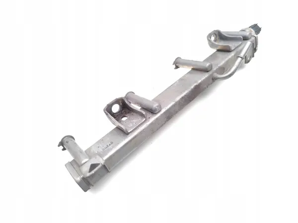 Brandstofrail Toyota RAV4 2.5 Hybrid 2021 OEM 89458-33041 image 3