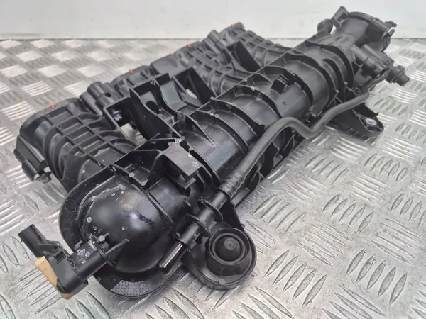 Inlaatspruitstuk Mercedes M264 A2640901800 image 6