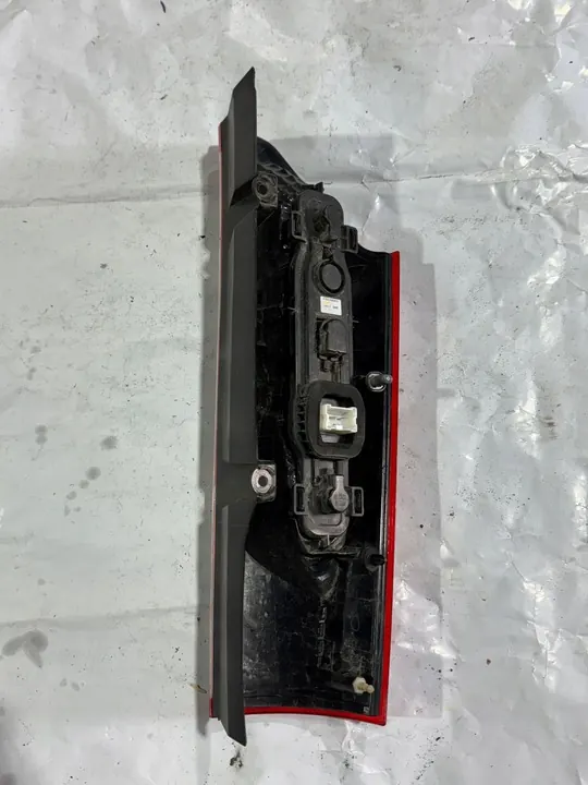 Luz Trasera Derecha Renault Kangoo II image 2