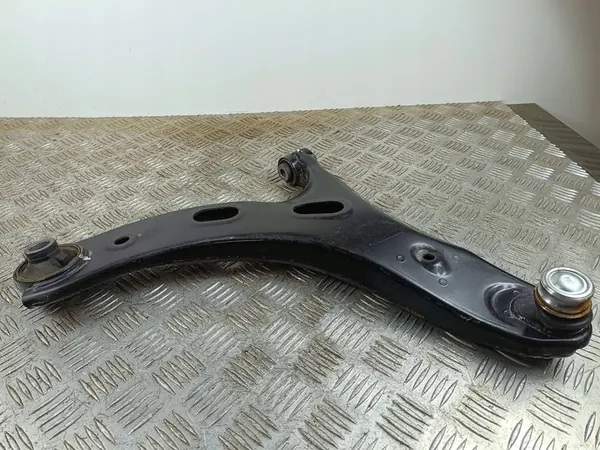 Braccio di controllo anteriore inferiore Subaru Forester SK image 2