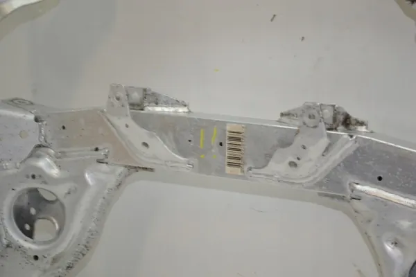 BMW RCD23900 Frambärare begagnad - E90 E91 E87 image 3