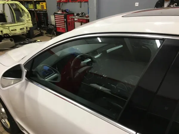 SKODA SUPERB 2 2008-2012 Türscheibe Vorne/Hinten image 10