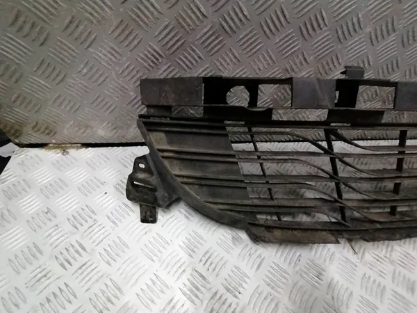 Griglia Paraurti Anteriore Renault Megane III 622540001R image 2