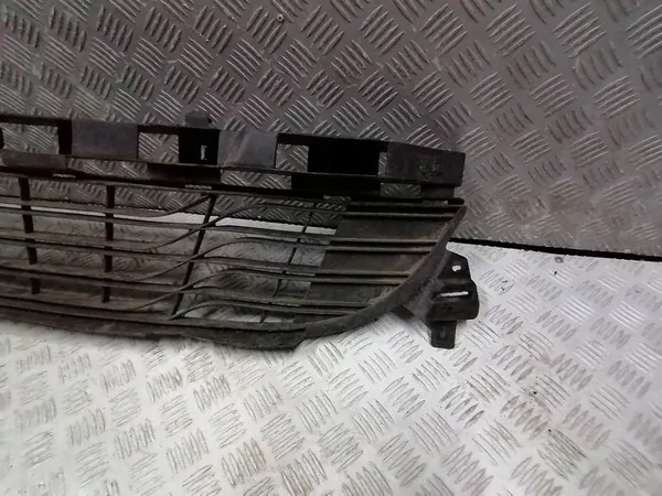 Griglia Paraurti Anteriore Renault Megane III 622540001R image 3