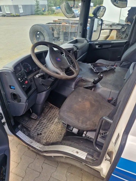 Cabine de Jour Scania OEM 1942965 - Basse Courte Construction image 6