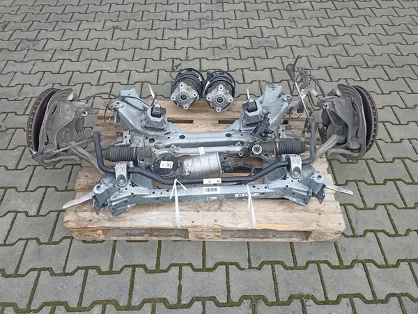 Sottoscocca anteriore BMW G20 G21 G22 6883131 image 4