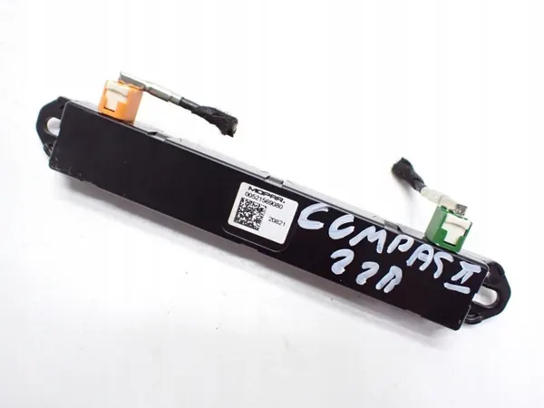Module amplificateur antenne OEM 00521569080 Jeep Compass image 2