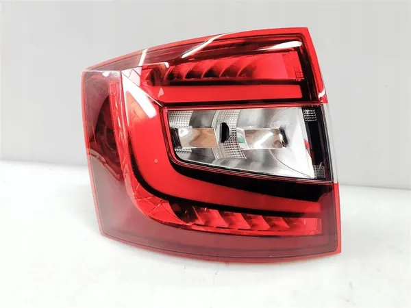 SKODA OCTAVIA III KOMBI LIFT Luz Trasera LED Izquierda image 2