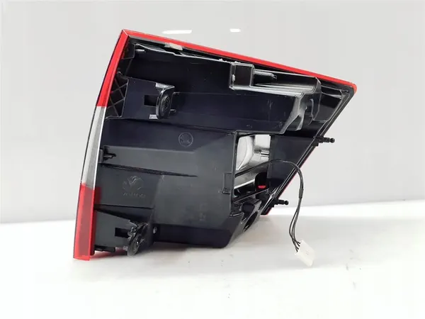 SKODA OCTAVIA III KOMBI LIFT Luz Trasera LED Izquierda image 4