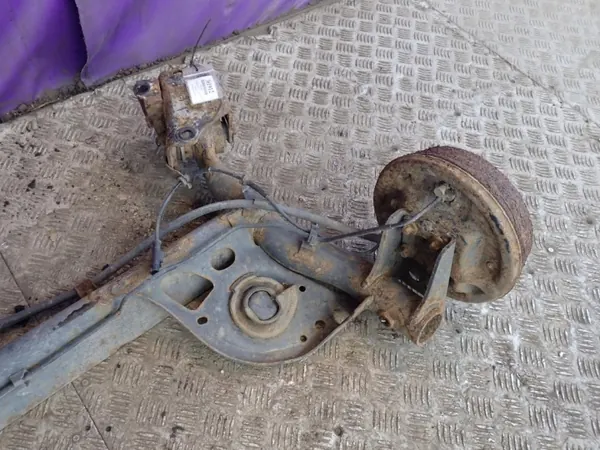 OEM Zawada-361912- achterasbalk voor Nissan Note image 4