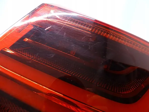 Luz Trasera Derecha Audi A6 C7 image 5
