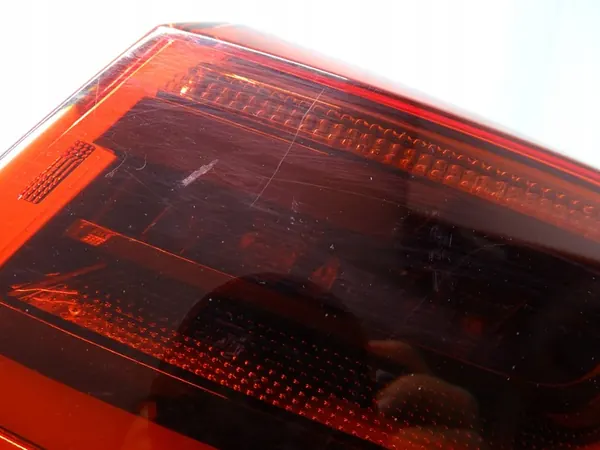 Luz Trasera Derecha Audi A6 C7 image 7