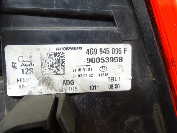 Luz Trasera Derecha Audi A6 C7 image 9