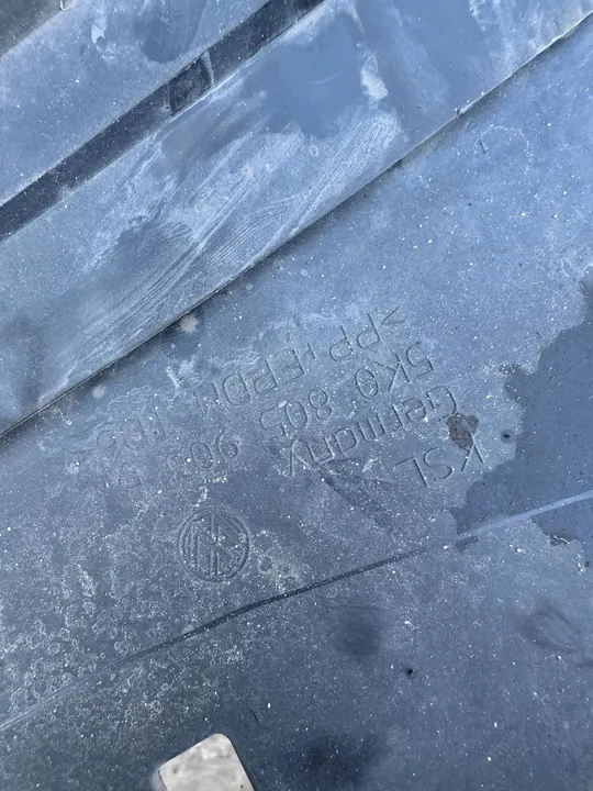 Volkswagen OE Spoiler Framskärmar 5K0805903B image 3