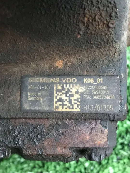 Citroen 2.0 HDI TDCI Brandstofpomp OE 9685704880 image 5