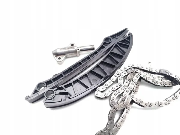 Mercedes-Benz E-Class Timing Chain E 250 D Diesel 1993 image 3