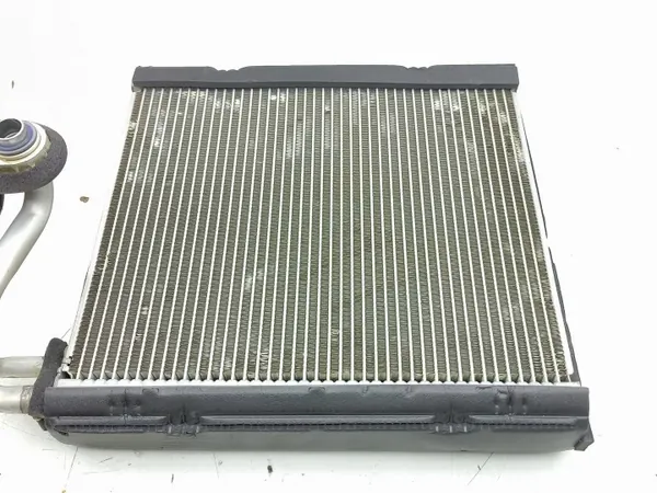 Ilmastointihöyrystin Ford Mustang Mach-E 2024 OEM AMD223160 image 5