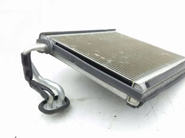 Ilmastointihöyrystin Ford Mustang Mach-E 2024 OEM AMD223160 image 8