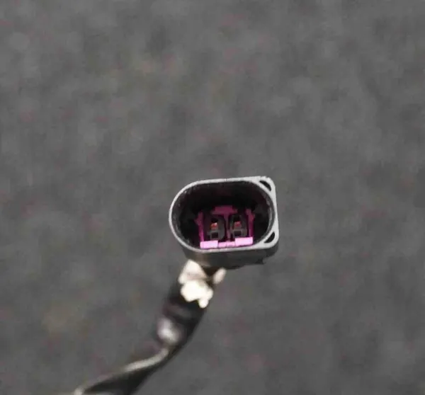 Abgastemperatursensor AUDI A3 (8VS, 8VM) 2.0L Diesel image 2