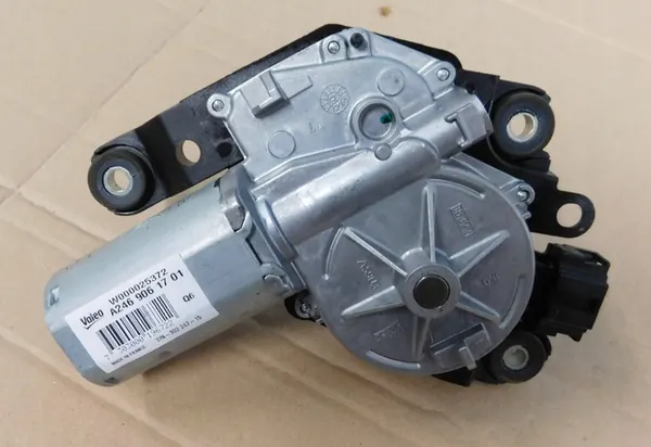 Motor de limpiaparabris trasero W246 LIFT 2018 1.5 CDI A2469061701 image 3