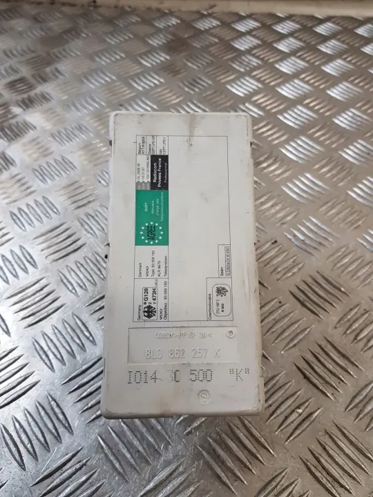 Pompe de verrouillage central Audi OEM 8L0862257K - Occasion image 5