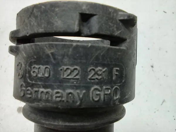 Vesiliitännän VW Polo 9N Ibiza 6L Fabia II 1.9TDI image 4