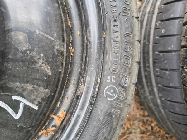 Kit Rueda de Repuesto Toyota Corolla E210 E21 2019- Sedán SD OEM 42600-05812 image 3