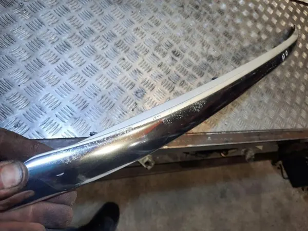 Poignée arrière gauche OEM 8U0860021A pour Audi image 3