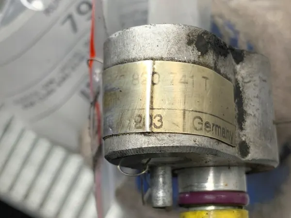 Ilmastointiputki VW GOLF V 2.0 140HV 03-10 image 4