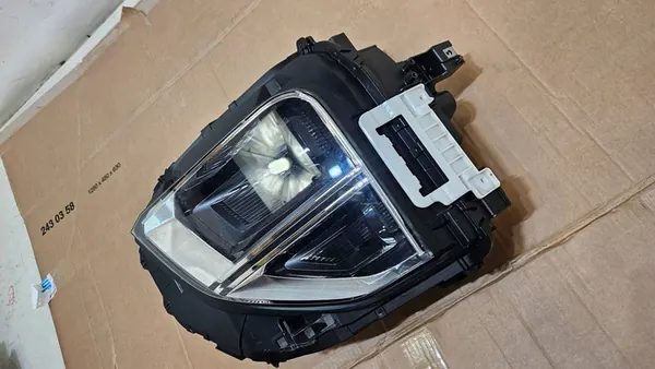 Faros Delantero Izquierdo Mitsubishi Eclipse Cross 2019 OEM CROSS image 4