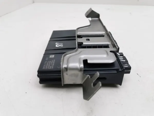 Módulo de cierre central Honda HR-V 2016 OEM 38320T7WE01 image 3