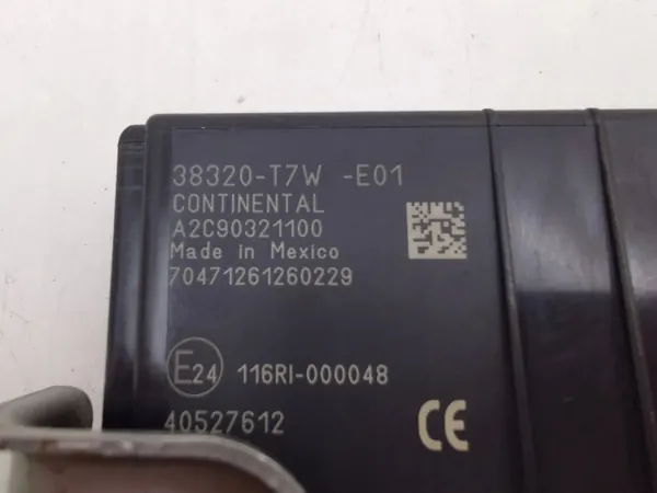 Módulo de cierre central Honda HR-V 2016 OEM 38320T7WE01 image 8