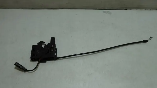 Serrure de capot Skoda Superb OEM 3V0823509B image 2