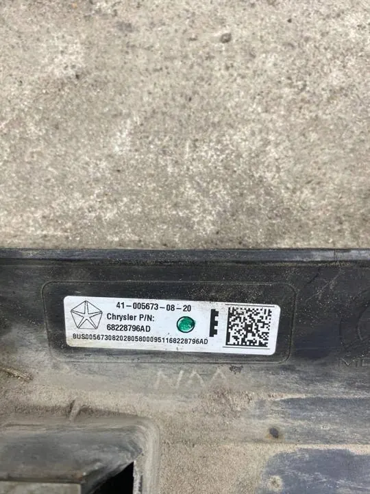Sensor de porta Chrysler Pacifica 2017 OEM 68228796AD image 5