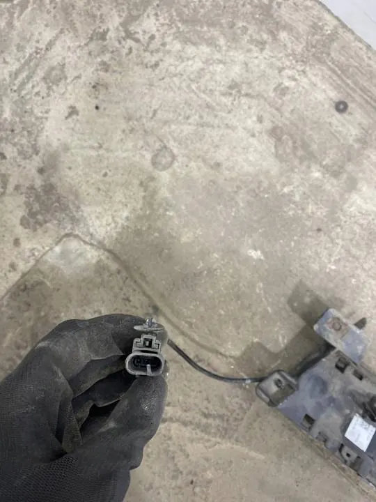 Sensor de porta Chrysler Pacifica 2017 OEM 68228796AD image 6