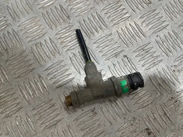 Capteur de pression suspension air OEM 20803650 Volvo image 2