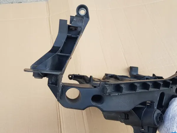 Support de Phare OEM Audi A4 B8 - Avant Gauche image 7